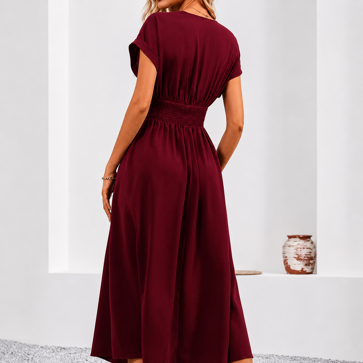 Lara | Vestido Largo Fluido con Escote en V — imagen 7