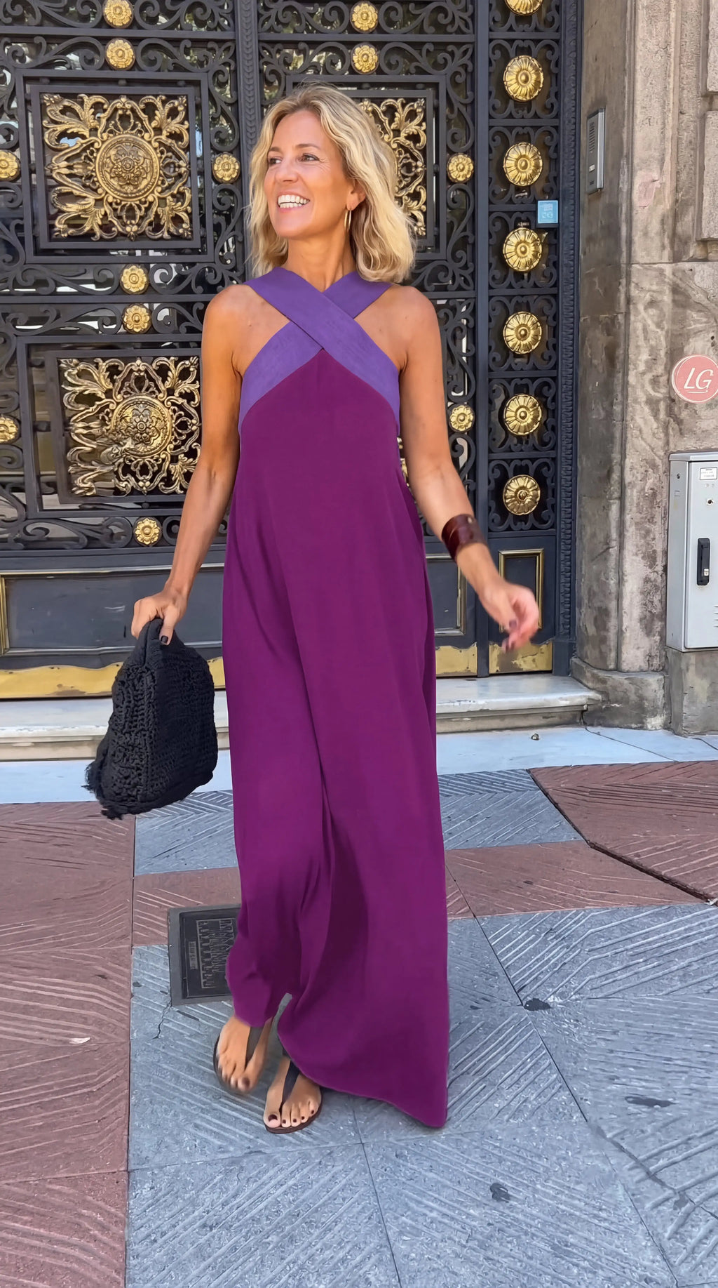 Delphine Alba | Vestido con Corte Cruzado