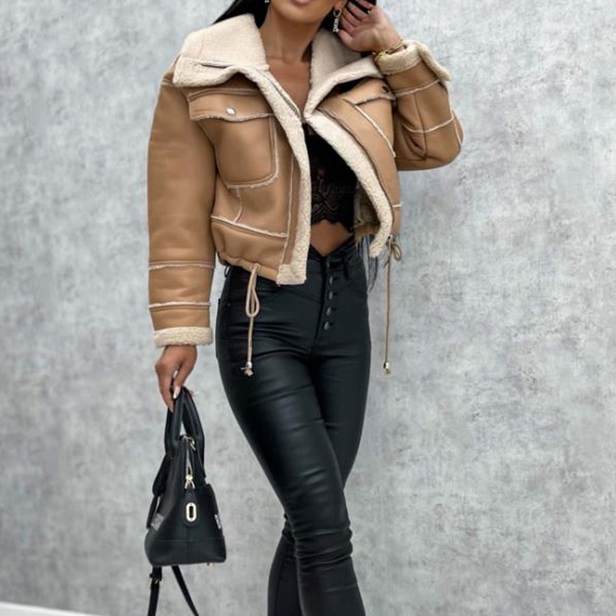 Aina | Chaqueta Entallada con Solapas — imagen 6