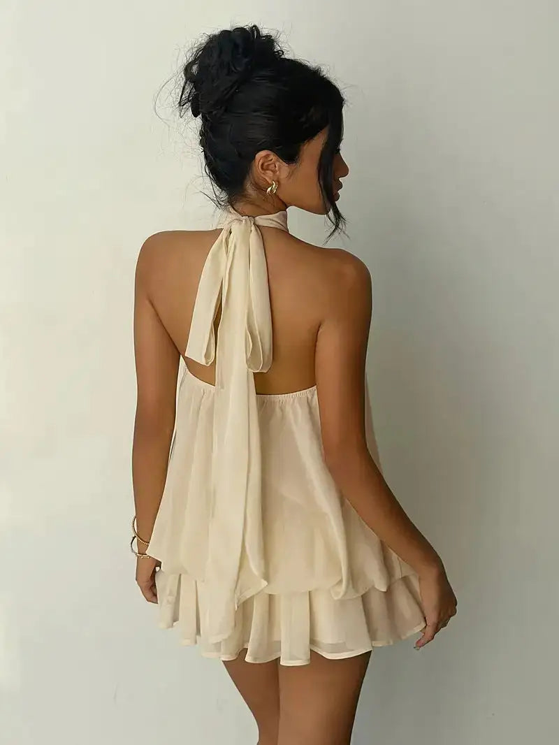 Zoa Alba | Margot Mini Vestido Halter con Espalda Descubierta y Movimiento