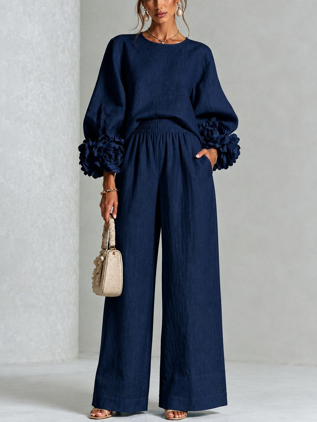 Marina | Conjunto Elegante con Detalles Florales — imagen 1