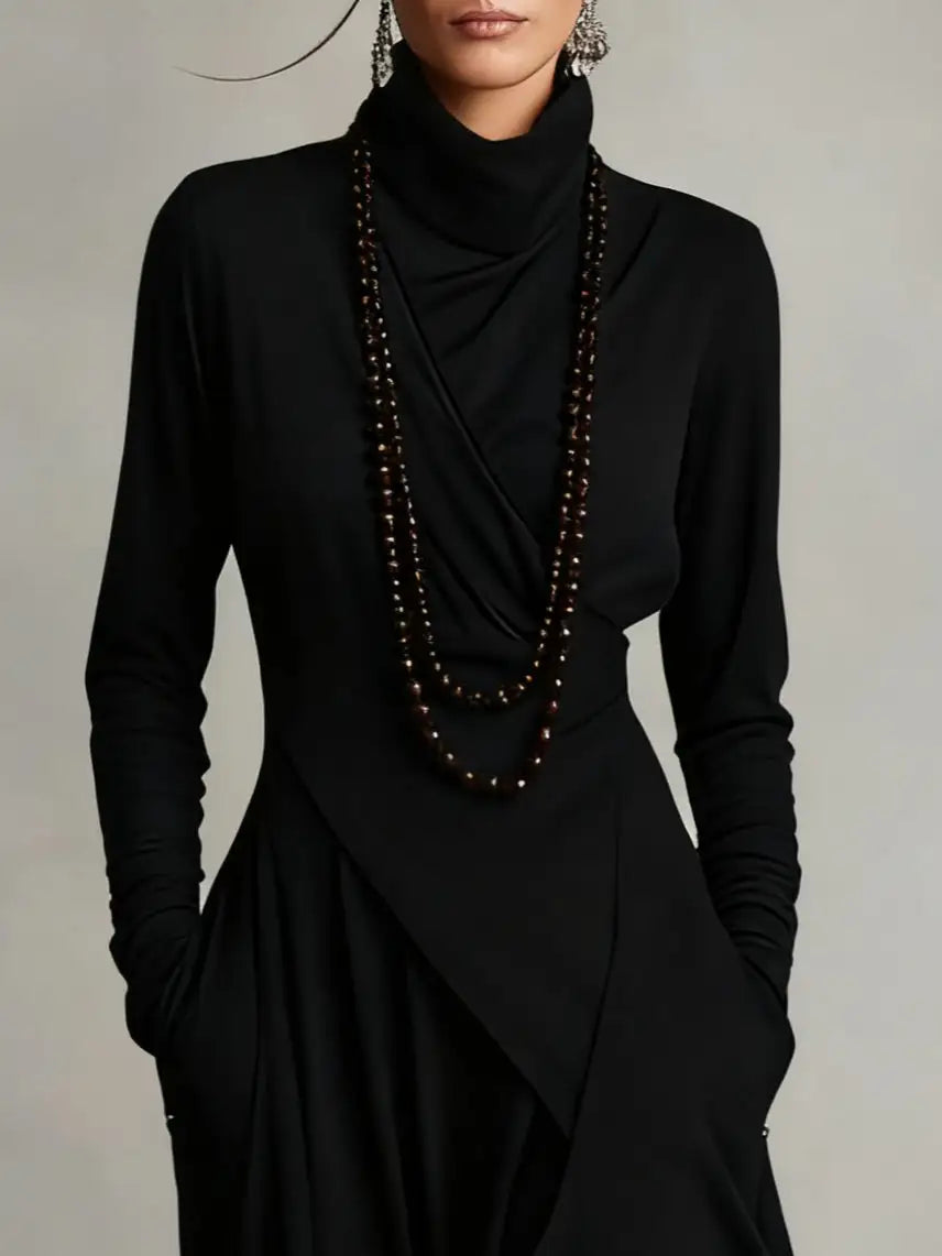 Aurelia Mara | Vestido Largo Plisado Asimétrico con Cuello Alto